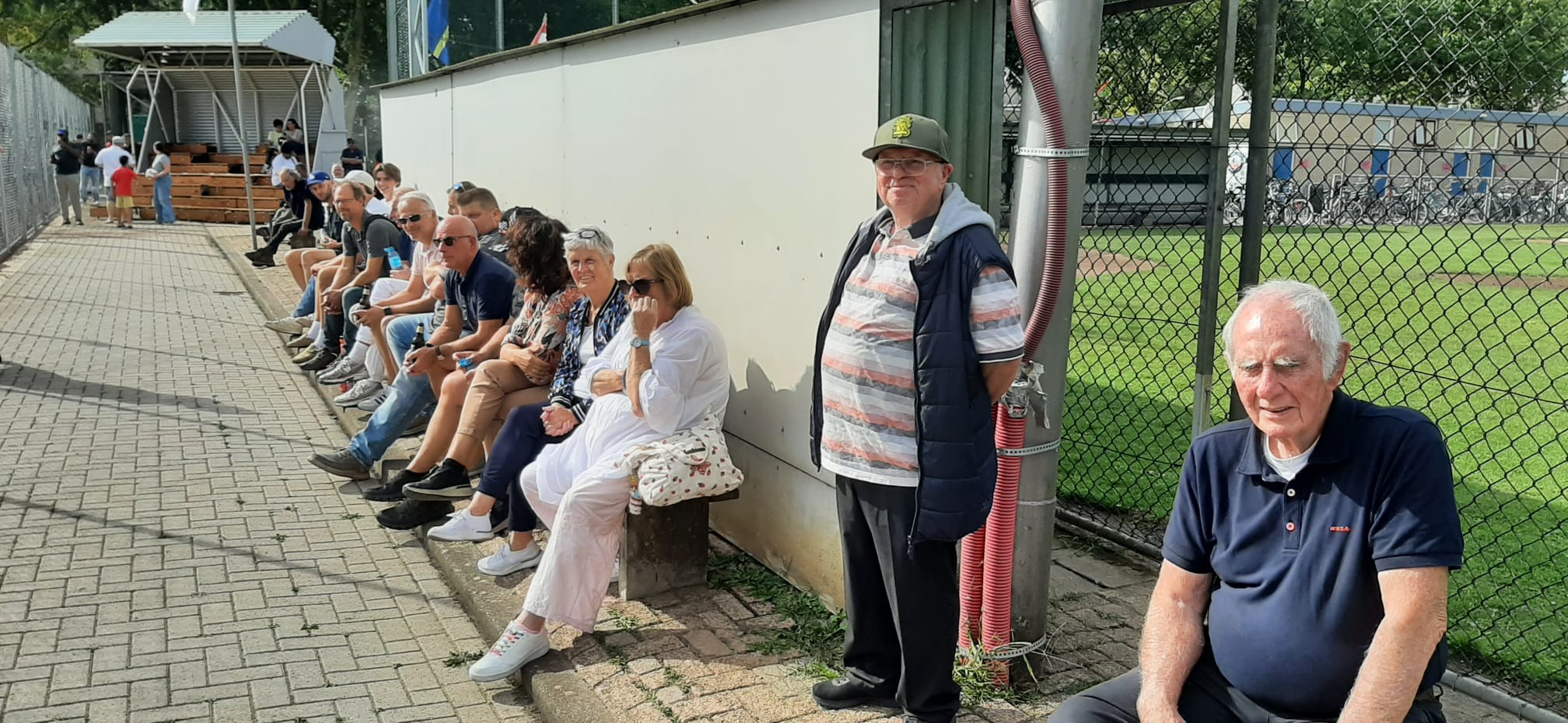 Duizend jaar Jeka nostalgie kijkt HB1 vs Sparks Playoffs